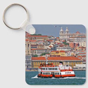 Porte-clés Ciel de Lisbonne avec vieux ferry sur le fleuve Ta
