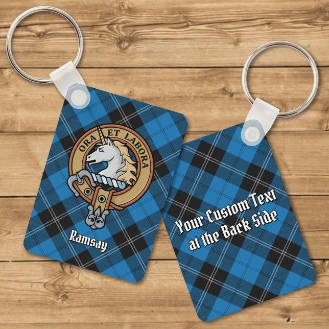 Porte-clés Clan Ramsay Crest sur Blue Hunter Tartan (Créateur téléchargé)