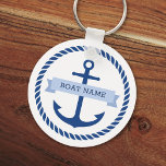 Porte-clés Clés de nom du bateau de la corde d'ancrage bleu b<br><div class="desc">Porte - clé pour vos clés de bateau avec une ancre marine bleu foncé entourée d'une bordure de corde sur un arrière - plan blanc. De l'autre côté de l'ancre se trouve un ruban bleu clair avec un champ modèle pour le nom de votre bateau. Dos bleu foncé.</div>