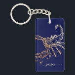Porte-clés Conception de bleu marine de zodiaque de Scorpion<br><div class="desc">Pour notre collection monochrome de zodiaque nous avons créé cette belle conception moderne personnalisée un-de-un-aimable de porte - clé de zodiaque de Scorpion. Le porte - clé comporte notre propre illustration astrologique de zodiaque tiré par la main de Scorpion interprétée par original dans la feuille d'or de faux et la...</div>