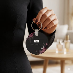 Porte-clés Conception florale de rose noire romantique sombre