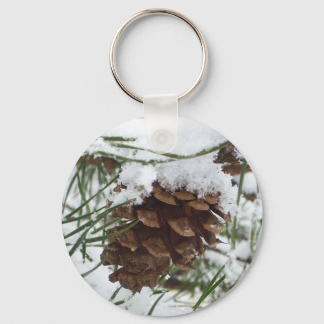 Porte-clés Cône de pin enneigé I Photographie de la nature en (Recto)