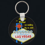 Porte-clés Date Mariage Las Vegas<br><div class="desc">Votre mariage Las Vegas sera une fête amusante,  alors pourquoi ne pas avoir des cadeaux de mariage personnalisés et utiles pour les membres de la fête de mariage. Commémorez la mariée et le marié pour leur occasion spéciale !</div>