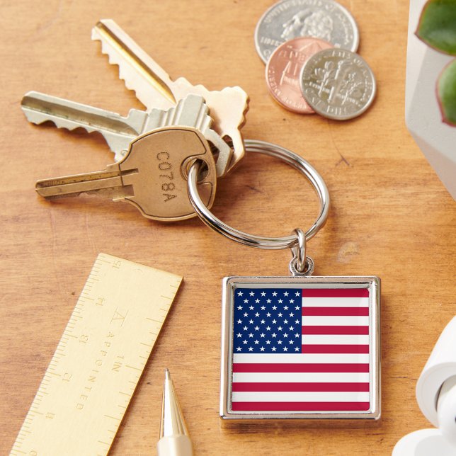 Porte-clés Drapeau américain Carré patriotique Porte - clé mé (USA American Flag Patriotic Square Metal Keychain)
