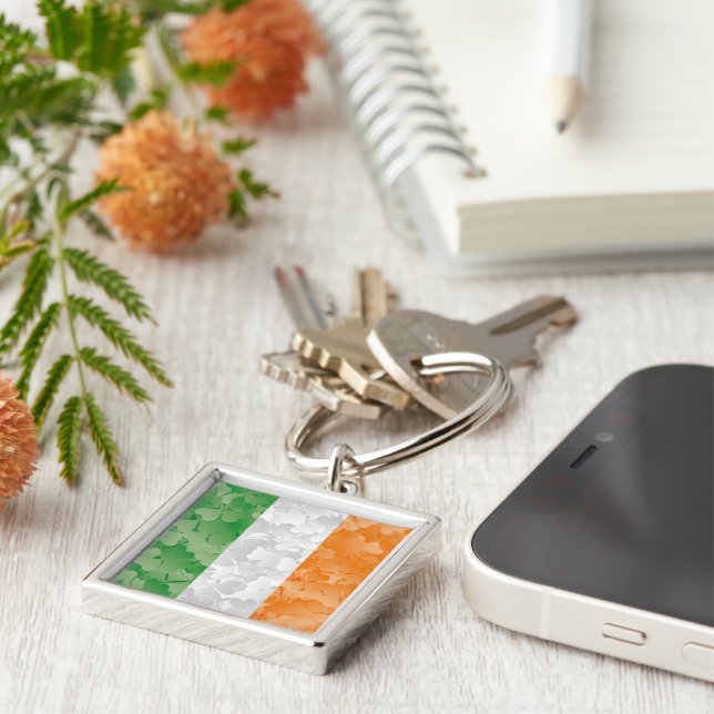 Porte-clés Drapeau de l'Irlande avec motif shamrock (Côté)