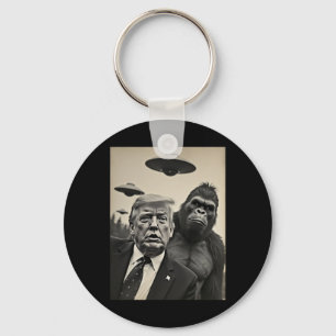 Porte-clés Drôle de selfie de Trump avec Bigfoot, des ovnis e