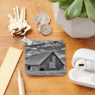 Porte-clés Fermes   BW American Flag Barn Scene