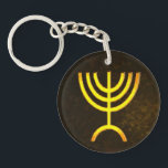 Porte-clés Flamme de Menorah<br><div class="desc">Un rendu numérique de la menorah juive à sept branches (hébreu : מְ נ וֹ ה). La menorah à sept branches, utilisée dans le sanctuaire portatif mis en place par Moïse dans le désert et plus tard dans le Temple de Jérusalem, est un symbole du judaïsme depuis des temps anciens...</div>