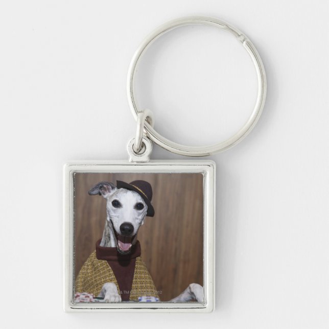 Porte-clés Habillé chien de whippet à la table de jeu (Devant)