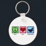 Porte-clés Homéopath Peace Love Homéopathie<br><div class="desc">Montrez votre soutien à l'homéopathie ou à la médecine alternative avec ce cadeau mignon pour un médecin homéopathique ou naturopathique de naturopathie. Médecine holistique ou guérisseur présent. Peace Love Homeopathy.</div>