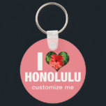 Porte-clés I Love Honolulu Hawaii Hibiscus Fleur Personnalisé<br><div class="desc">J'aime Honolulu porte - clé avec un joli arrière - plan rose pêche. Une jolie fleur d'hibiscus rouge hawaïen en forme de coeur personnalisé décore ce design magnifique pour vos vacances d'été balnéaire à la plage d'Hawaii.</div>