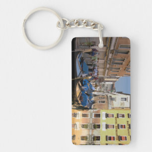 Porte-clés Italie, Venise, gondoles amarrées le long d'un can