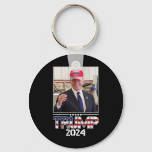 Porte-clés Joe Biden portant un chapeau Trump Élection 2024 D