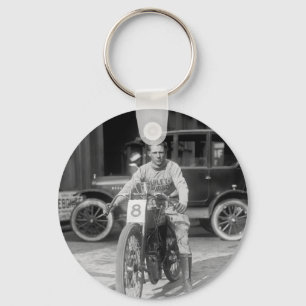 Porte-clés les années 1920 emballant la moto
