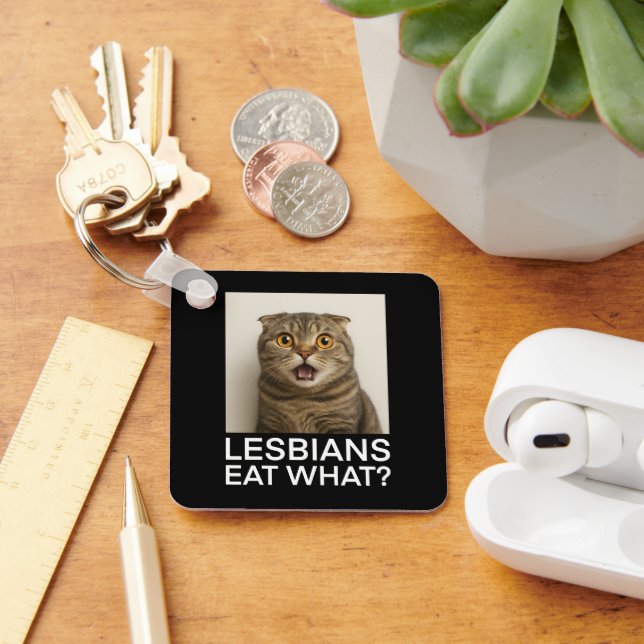 Porte-clés Lesbians Eat What Funny (Bureau)