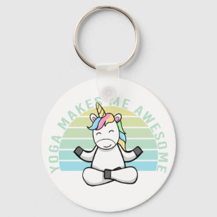 Porte-clés Licorne drôle et mignonne faisant du yoga. poses d
