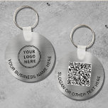 Porte-clés Logo moderne QR Code promotionnel Argent<br><div class="desc">Porte - clé promotionnel moderne et simple pour votre entreprise ou organisation avec un faux arrière - plan métallique en argent brossé. Ajoutez votre logo et votre code QR et une ligne de texte customisé de chaque côté,  comme votre nom d'entreprise,  slogan,  merci,  etc.</div>