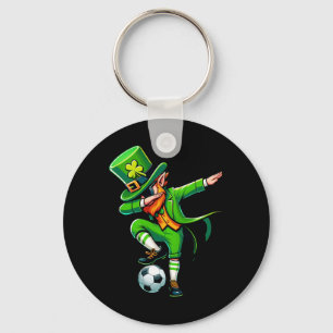 Porte-clés Lutin jouant au football St Patricks Day Sport Me