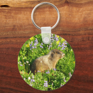 Porte-clés Marmotte dans les fleurs sauvages du mont Rainier
