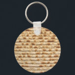 Porte-clés Matzah biscuit flatbread<br><div class="desc">matzah, matza, foodie, matzo, matzoh, food, biscuit, biscuits, funny, cool, Passover, pesach, chag, jewish, Hebrew, jew, Israel, Yiddish, rabbi, nosh, seder, judaica, yom, tov, “yom tov”, matzos, pesah, matzot, Judaism, humor, humour, “jewish humor”, “jewish humour”, fun, kosher, pessah, easter, religion, gift, gifts, “love matzah”, parve, Brooklyn, afikoman, hilarious, flatbread, flatbrot,...</div>