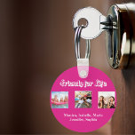 Porte-clés Meilleurs amis BFF noms de photos chaud rose blanc<br><div class="desc">Un cadeau pour votre(vos) meilleur(s) ami(s) pour les anniversaires,  Noël ou un événement spécial. Texte blanc : Amis pour la vie,  écrit avec un script de style tendance. Personnalisez et utilisez vos propres photos et noms. Un arrière - plan rose vif.</div>