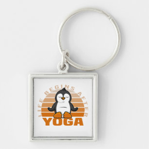 Porte-clés Mignon pingouin drôle faisant du yoga. poses de yo