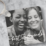 Porte-clés Moderne Chic Coeur Best Friends Besties BFF Photo<br><div class="desc">Le design est composé d'une typographie de script cursive amusante et ludique avec une police sans serif. Ajoutez une photo personnalisée.</div>