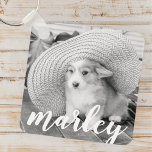 Porte-clés Moderne Rustique Simple Personnalisé Photo Pet<br><div class="desc">Ce design simple et classique est composé d'une typographie cursive ludique et d'ajouter une photo personnalisée de votre animal de compagnie.</div>