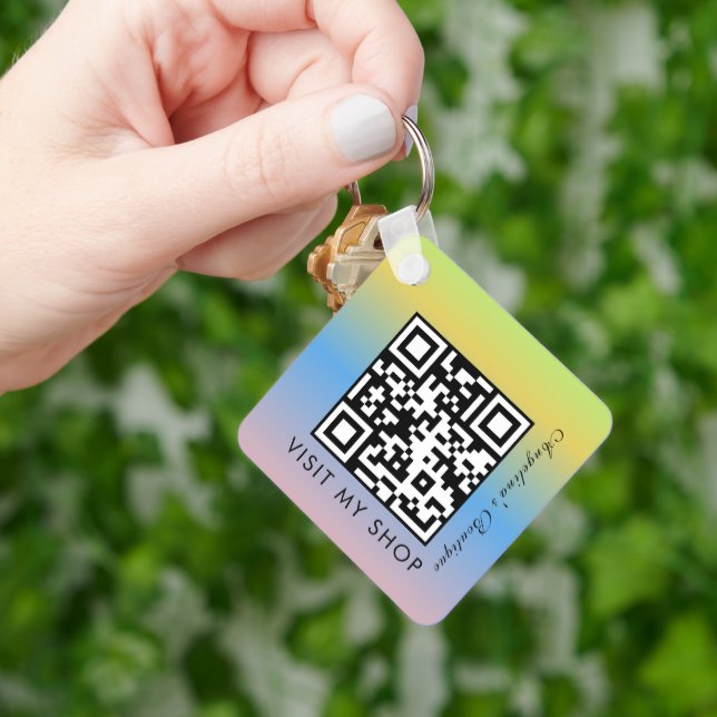 Porte-clés monogrammé avec code QR dégradé pour en (main)