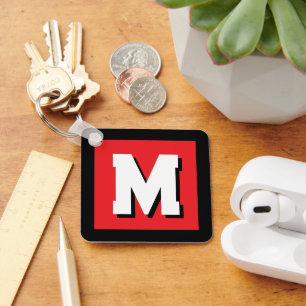 Porte-clés Monogramme de métal à initiale de nom personnalisé