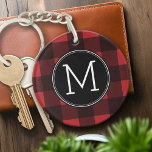 Porte-clés Monogramme de Motif de buffle rouge et noir rustiq<br><div class="desc">Un design robuste et masculin avec un espace pour monogrammes. Un motif classique et traditionnel qui existe depuis des années. Si vous devez ajuster l'illustration ou modifier la police,  vous pouvez cliquer sur la zone personnaliser. Cela vous mènera à l'outil de conception où vous pouvez effectuer de nombreux changements.</div>