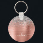 Porte-clés Monogramme de Parties scintillant d'argent en méta<br><div class="desc">Or rose - Blush Pink and Silver Faux Foil Metallic Sparkle Parties scintillant Brossé Métal Monogramme Nom Clés (Porte - clé). Cela rend le cadeau parfait pour 16 ans,  mariage,  douche nuptiale,  anniversaire,  baby shower ou bachelorette pour quelqu'un qui aime le luxe glam et les styles chic.</div>