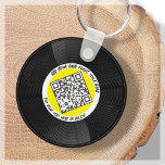 Porte-clés Musique personnalisée QR Code LP Vinyl | PORTE - C<br><div class="desc">Retro Vinyl LP Record Album design avec QR Code personnalisable qui est actuellement lié à la page d'accueil SoundCloud. Customisez le lien URL pour amener les auditeurs à vos pistes,  et tirez le LP avec votre propre texte. Cliquez simplement sur le bouton Personnaliser.</div>