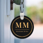 Porte-clés Noir or monogramme initiales nom minimaliste<br><div class="desc">Arrière - plan noir,  texte doré. Avec un cadre en faux or. Personnalisez et ajoutez vos initiales et votre nom de monogramme. Pour lui et elle.</div>
