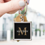 Porte-clés Nom personnalisé Monogramme noir<br><div class="desc">Créez votre propre porte - clé rond noir personnalisé avec votre nom personnalisé et votre monogramme.</div>
