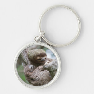 Porte-clés Paresseux bébé avec sa mère suspendue à un arbre