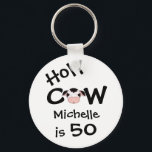 Porte-clés Personnalisé Funny Holy Cow 50th Birthday Porte -<br><div class="desc">Personalisé Humour Holy Cow Quelqu'un est 50 Porte - clé d'anniversaire en noir et blanc.</div>