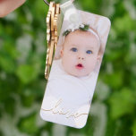 Porte-clés Photo personnalisée<br><div class="desc">Photo de votre bébé sur un porte - clé ! Téléchargez votre propre image pour créer votre porte - clé pour vous-même ou offrez-en un cadeau à votre famille,  vos amis,  vos parents et vos grands-parents ! Le mot amour dans un script chèque est présenté sur votre photo.</div>