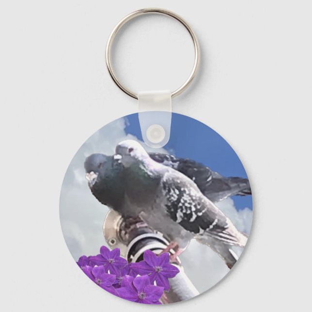 Porte-clés Pigeon Pair and Mauve Flowers   (Recto)