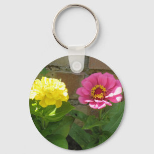 Porte-clés Porte - clé Zinnias rose et jaune