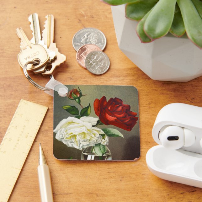 Porte-clés Roses de jardin anciennes dans un vase en verre (Bureau)