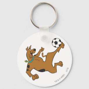 Porte-clés Scooby-Doo jouant au football