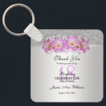 Porte-clés Silver Classy & Belladonna Lilies 18e anniversaire<br><div class="desc">Beautiful classy and stylish Birthday party thank you keychain/keyring for women. This example has been designed for 18 years, but is suasifs for any age . A glamorous design with a silver glitter and gradient background with a pretty silver ribbon to separate the two images, over the ribbon is a...</div>