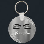 Porte-clés Silver Glitter Sparkle Eyelashes Monogram<br><div class="desc">Argent Faux Parties scintillant à étincelle métallique broyée Monogramme en métal brossé Nom et cils initiaux (cils),  Extensions Eyelash et Porte - clé des yeux. Le design fait le cadeau parfait pour 16 ans,  mariage,  douche nuptiale,  anniversaire,  baby shower ou bachelorette pour quelqu'un qui recherche un style cool tendance.</div>