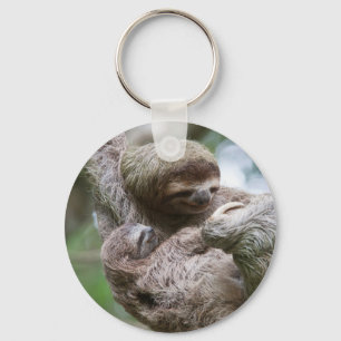 Porte-clés Sloth Baby avec mère pendre d'un arbre