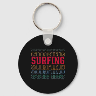 Porte-clés Surfant Texte Superposé Drôle Surfeur Coach Jeunes