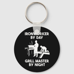 Porte-clés Travailleur De Fer Par Jour Grill Master Par Nuit
