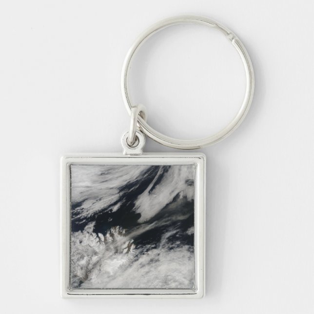 Porte-clés Un panache gris pâle souffle du sommet (Devant)