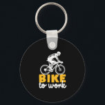 Porte-clés Vélo Pour Travailler Cycliste<br><div class="desc">Vélo au travail. Conception cycliste pour cycliste et cycliste. slogan cool et marchandises inspirantes de motivation sportive pour ceux qui aiment faire du vélo dans les rues de la ville et promouvoir un mode de vie sain. Parfait pour la journée Vélo-Travail. Grand cadeau de Noël et cadeau d'anniversaire pour la...</div>