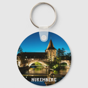 Porte-clés Vieux pont médiéval la nuit à Nuremberg